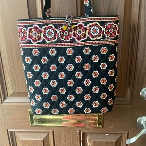 Vera Bradley tote bag